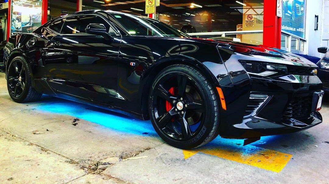chevrolet camaro acabado espejo